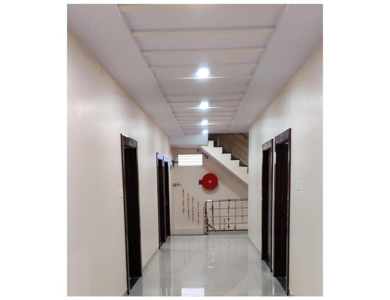 Hotel Pragati, Chanderi, Mp Екстериор снимка